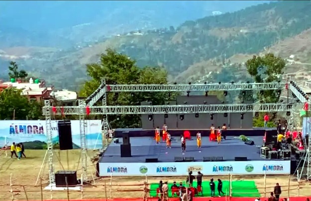 Kalamanch outdoor stage production in the mountains